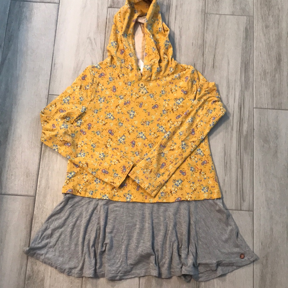 Matilda Jane girls hooded top size 12